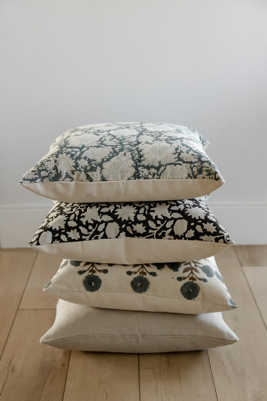 Stevie Pillow Cover
