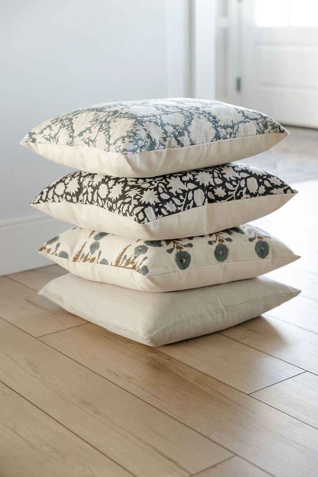 Stevie Pillow Cover